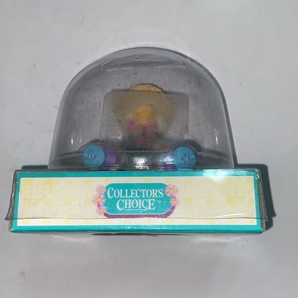 VTG, Rare Dan Dee Collectors Choice Cut Sew Button Easter Duck Figurine In Box - Picture 8 of 13